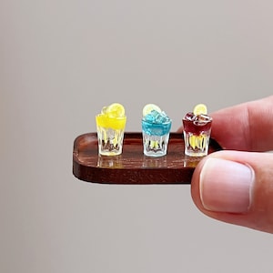 1:12 scale Dollhouse miniature summer drink, miniature beverage drink with ice