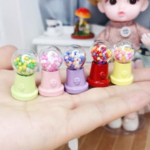 Dollhouse Miniatures Gumball Vending,Miniature Candy Machine,Miniature Gumball Machine