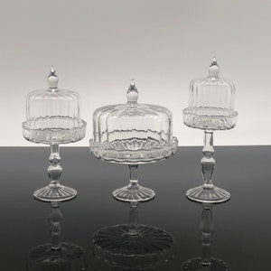 1:6 Scale Dollhouse Miniature Cake Platter Stand Clear Glass with Domed Cover,Miniature Dessert Stand