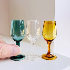 Dollhouse miniature glassware miniature wine glass drink cup dollhouse drink accessory