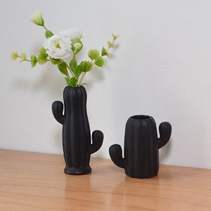 2 PCS/ Set Miniature Cactus Vase 1:6 Miniature Cactus Shape Vase Dollhouse decoration