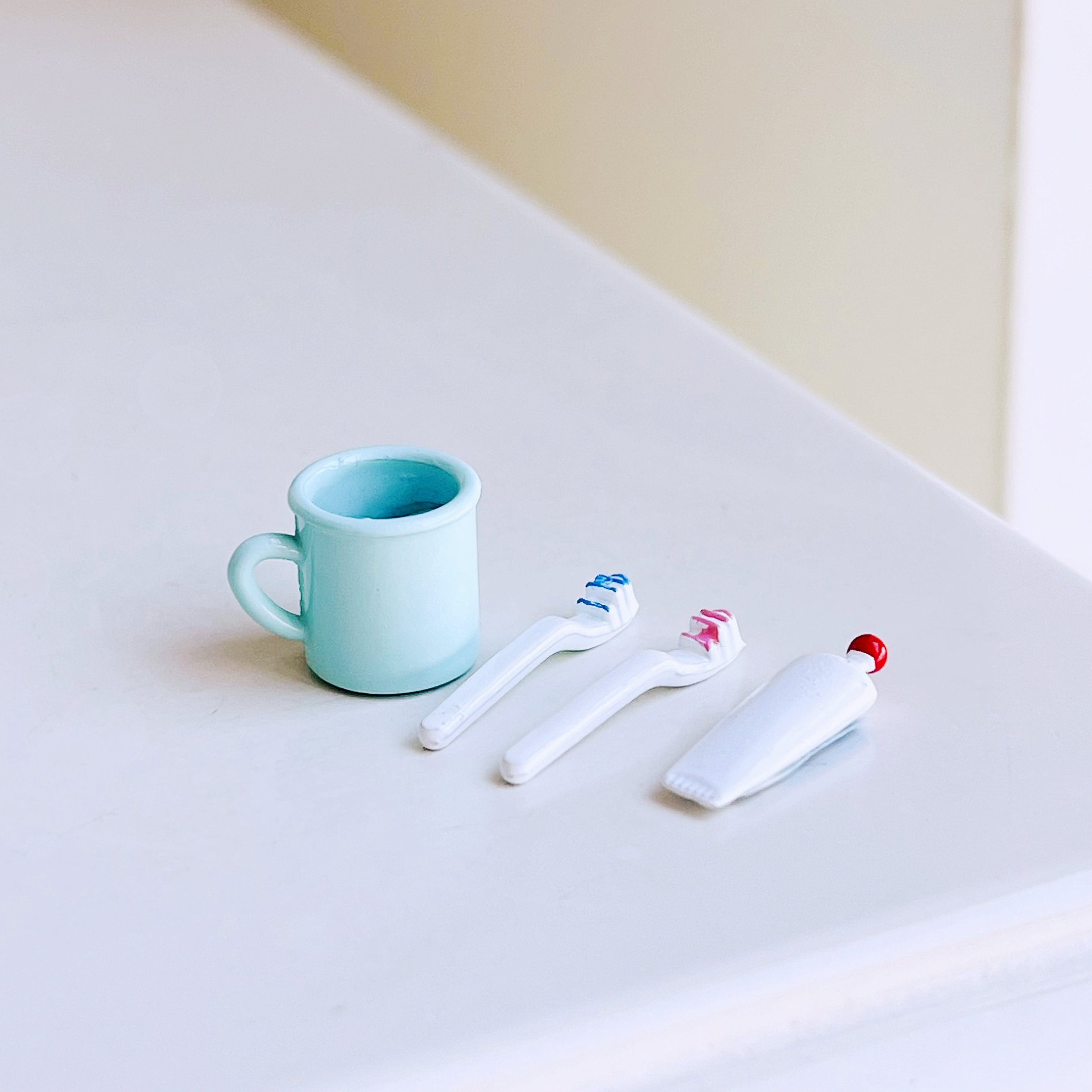 Toothpaste Mini Kit 1:12th Miniature Toothpaste Set Toothbrush Set of 4 Dollhouse Bathroom ...