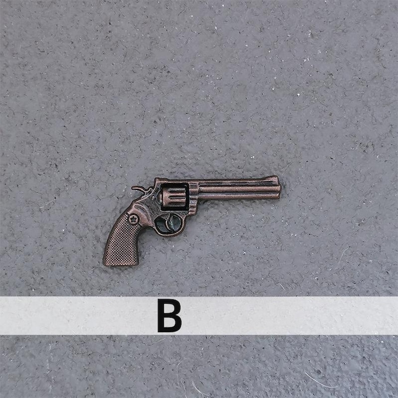 Miniature Guns for a Dolls House, Gun Replica 1/12 Scale, Action Figure ...