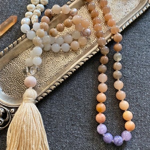 Sundari Mala – 108 beads | Rock crystal, rose quartz, aventurine, amethyst, sunstone | for heart opening, light power & quiet grace