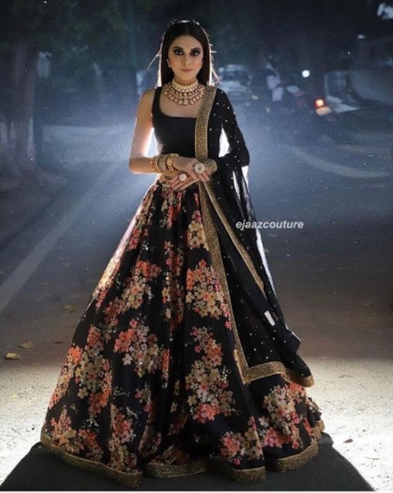 Designer lehenga choli for women party wear Bollywood lengha sari,Indian wedding wear embroidered custom stitched lehenga with dupatta