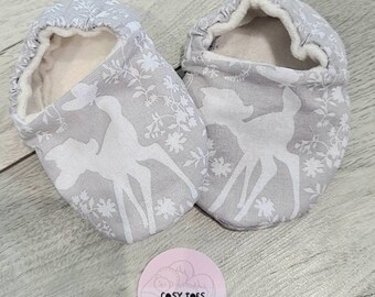 Deer Baby shoes, Soft sole Cotton, Deer Animal, First walking Toddler Shoes, Pram shoes, Baby shower gift, New Baby gift.