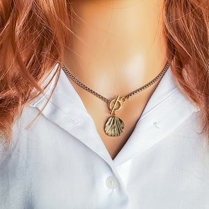 Mixed metal toggle clasp necklace, mixed metals jewelry, mixed metals necklace, mixed metal pendant necklace, gold and silver necklace