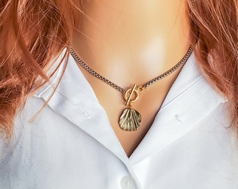 Mixed metal toggle clasp necklace, mixed metals jewelry, mixed metals necklace, mixed metal pendant necklace, gold and silver necklace