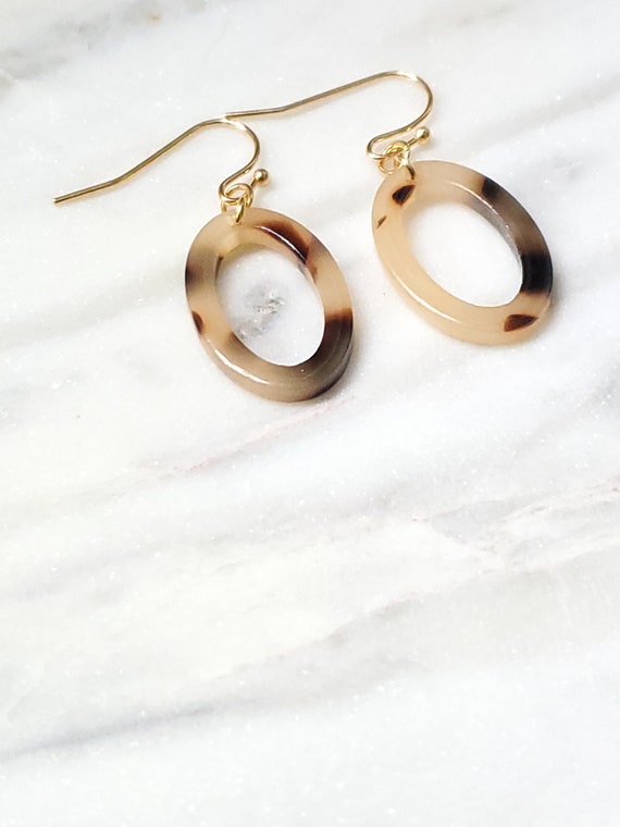 Tortoise print earrings online