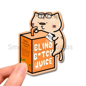 Adesivo in vinile "Cieca stronza con gatto in scatola di succo" - Meme emotivo di Juice Box, adesivo arancione, ho bisogno di occhiali, adesivo artistico "Non riesco a vedere"