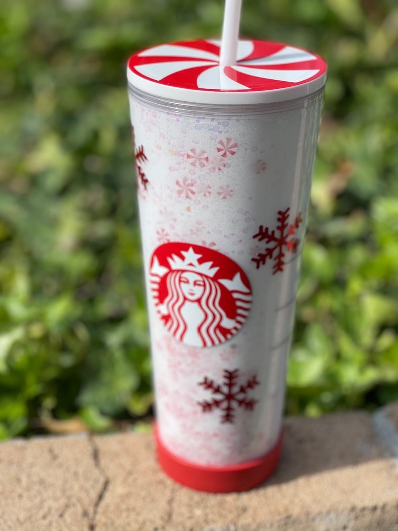 Peppermint Snowflake Snowglobe Tumbler, Glitter Double Walled Acrylic Tumbler zdjęcie 3