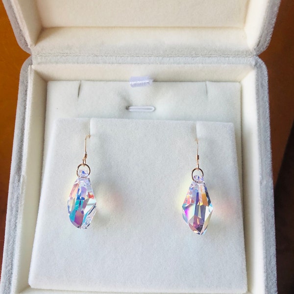 Beautiful handmade Crystal Drop Earring. Genuine Swarovski elements. Aurore Boreale crystal earring.Bridal jewellery. Sparkly drop earring