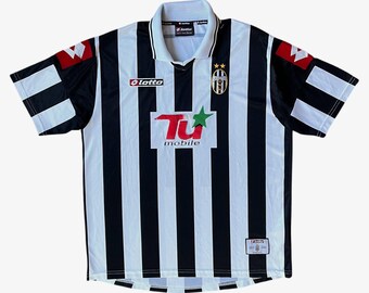 Vintage Y2K Men's Lotto Juventus 2001 - 2002 Champions League Home Football Jersey, Italy Soccer Retro White Black Striped Rave Festival