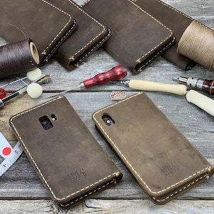 Custodia a portafoglio in vera pelle fatta a mano per iPhone 13 Pro Max - Regalo di lusso personalizzato per la festa della mamma di Lone Deer Leather