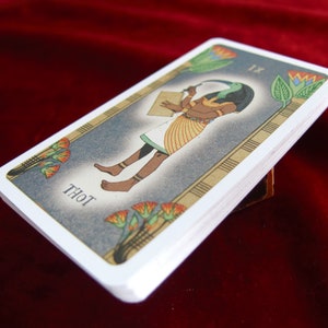 Le magazine de tarot de poche « Elle » des dieux d'Égypte