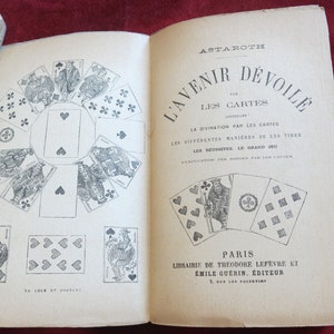 L'avenir révélé par cartes - 1881 - livre de divination vintage