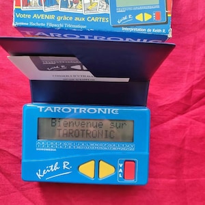 80 年代の電子タロット - Tarotronic による自動カード描画