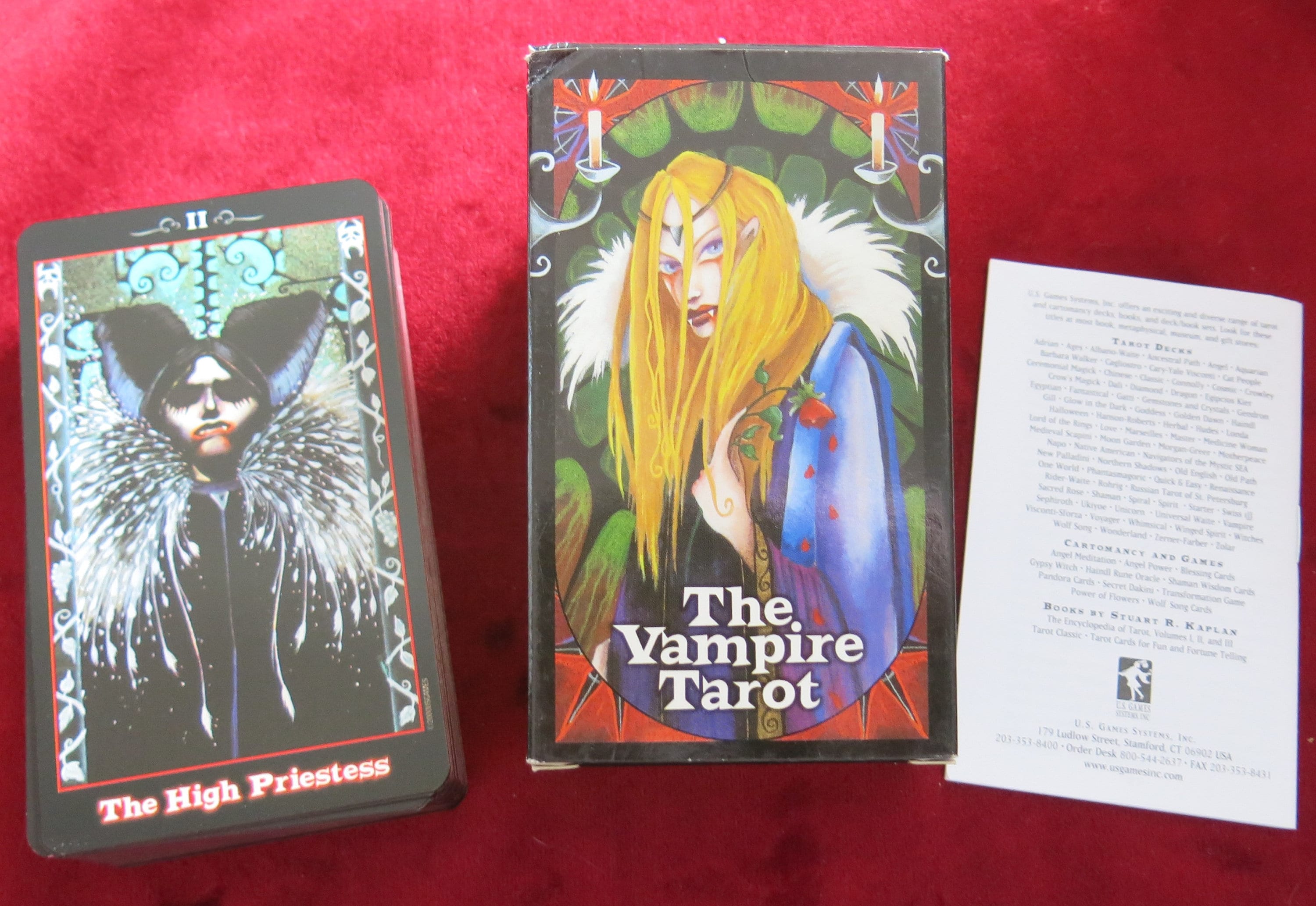 The Vampire Tarot – Nathalie Hertz – US Games 2000 – Gothic