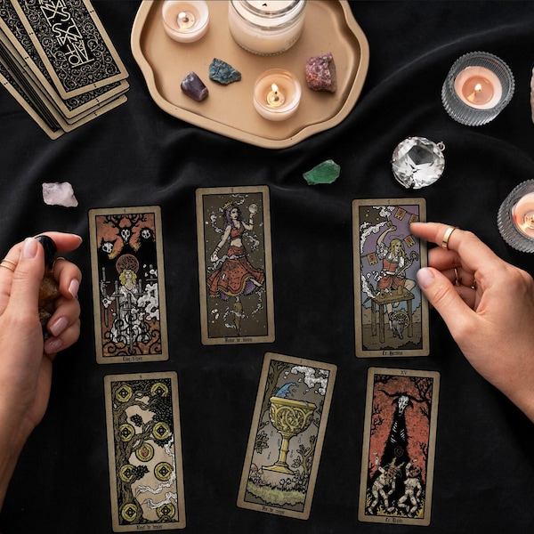Anaïs Tarot (Edition 1) – Zeitgenössisches Handwerker-Tarot mit mittelalterlicher Farbpalette