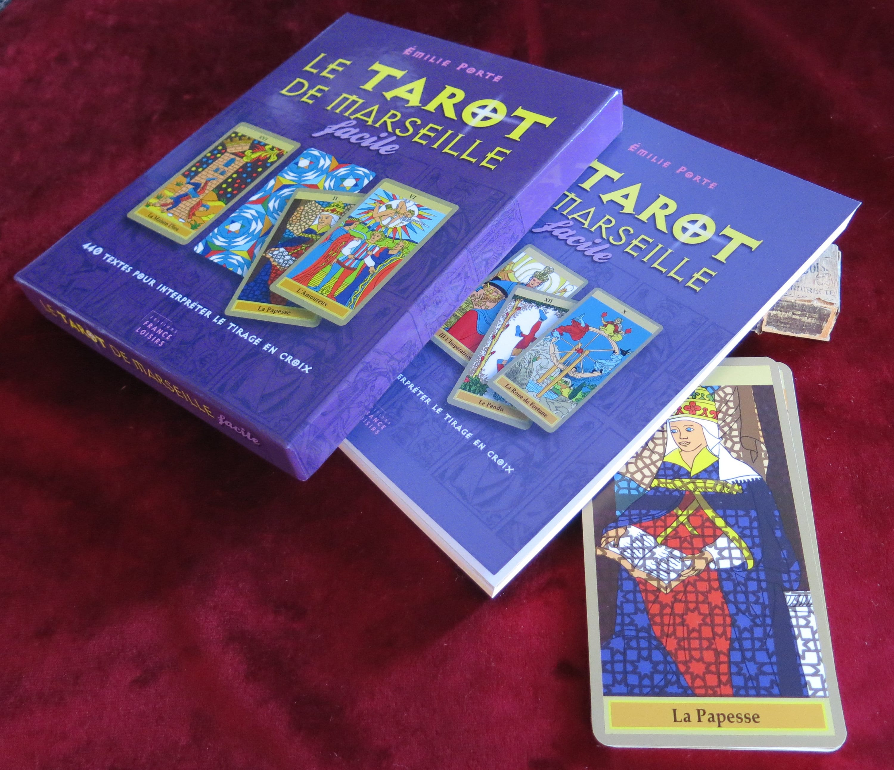 Le Coffret Easy Marseille Tarot Emilie Porte