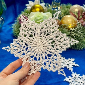 Snowflakes Handcrafted Excellence: Set of 7 Crocheted white Made from Premium Cotton Yarn