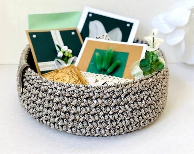 Crochet Basket with Wooden Bottom – Handmade Storage Basket – Stylish & Trendy Organizer – Boho Home Decor
