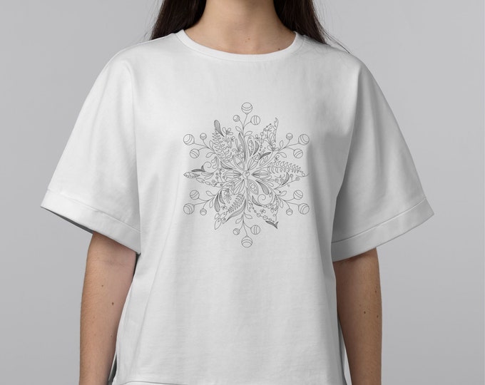 Delicate Snowflake Digital Pattern – Elegant Winter Design for Crafts, Cutting, and DIY Projects SVG, PDF