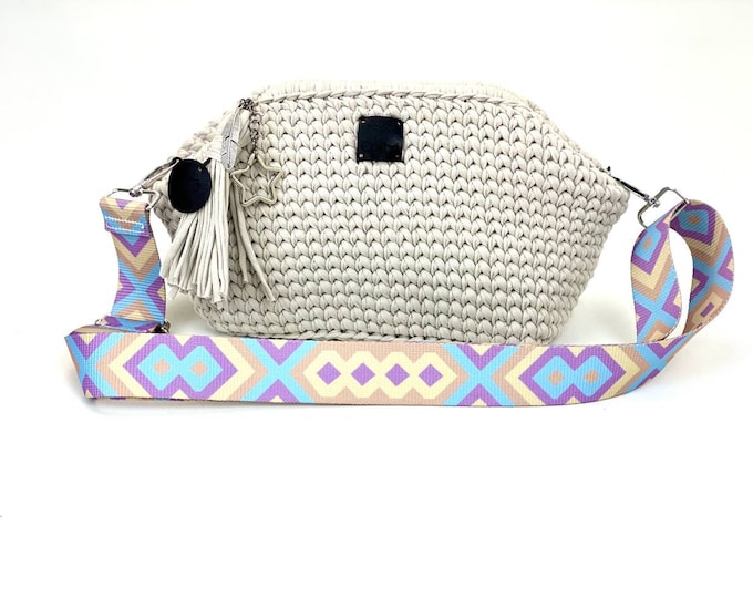 Handmade bag, durable design, unique style, sustainable fashion, perfect for party or every day, Minimalist crochet Cross-body Bag