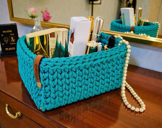 Handmade Basket, Top Handle Basket, Crocheted Basket, Luxury Basket, gift baskets, interior design, homedecor, babybasket, fashionbaskets