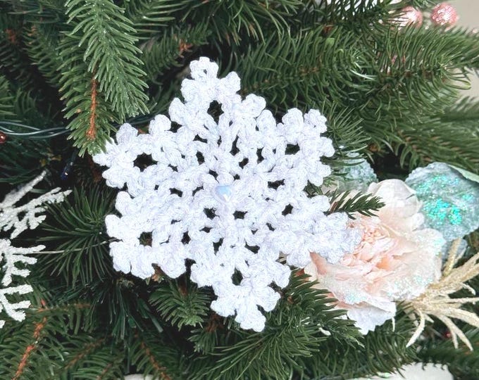 Handmade White Crochet Snowflakes - Set of 5 | Elegant Christmas Ornaments | Unique Holiday Tree Decorations