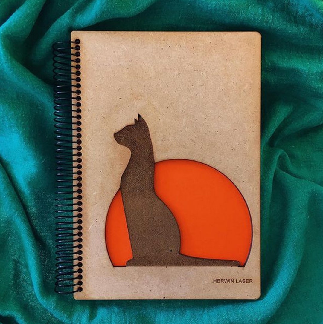 Meow wooden notebook cat sitting in a fantastic orange Etsy España