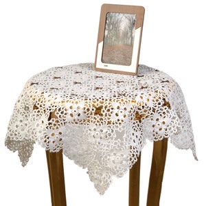 Hand Knitted Vintage Lace Tablecloth Square