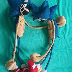 Handgemachte Eyx Plüschtier – Poseable Plush – Größe 34 cm | Hypoallergen | Gesticktes Gesicht | Draht in den Armen und Beinen