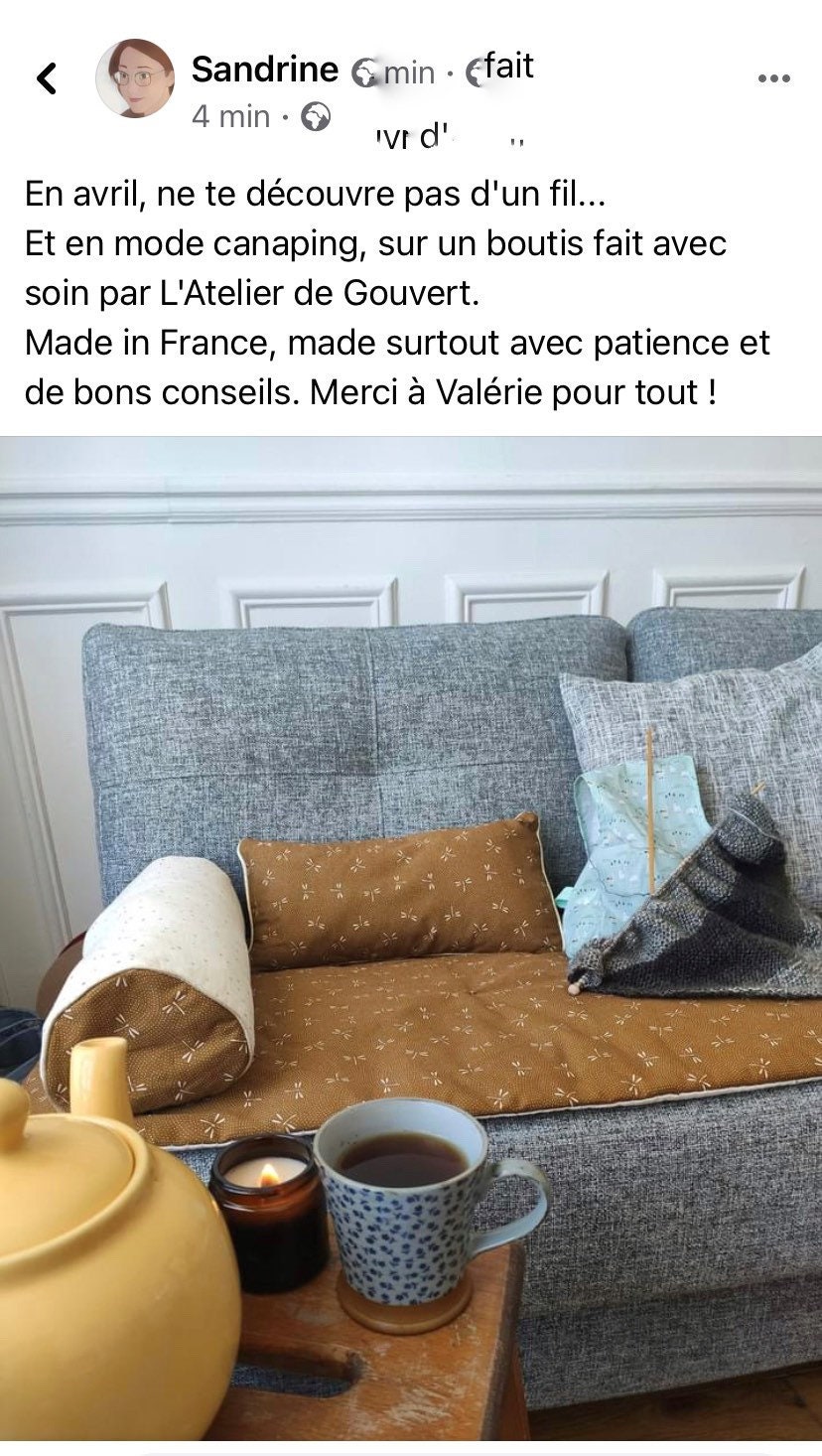 Edredon, Boutis ou Surmatelas Réversible en Gaze de Coton Or, et Coussins Fait Main. Made in France