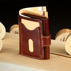 Cartera de cuero hecha a mano, Cartera triple, Cartera de hombre, Cartera de cuero de alta calidad, Tarjetero para dinero y tarjetas de crédito. imagen 5