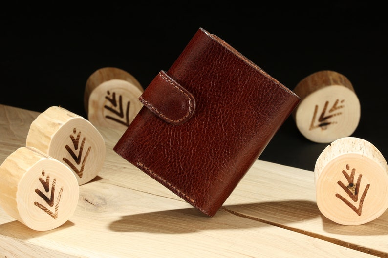 Cartera de cuero hecha a mano, Cartera triple, Cartera de hombre, Cartera de cuero de alta calidad, Tarjetero para dinero y tarjetas de crédito. imagen 3