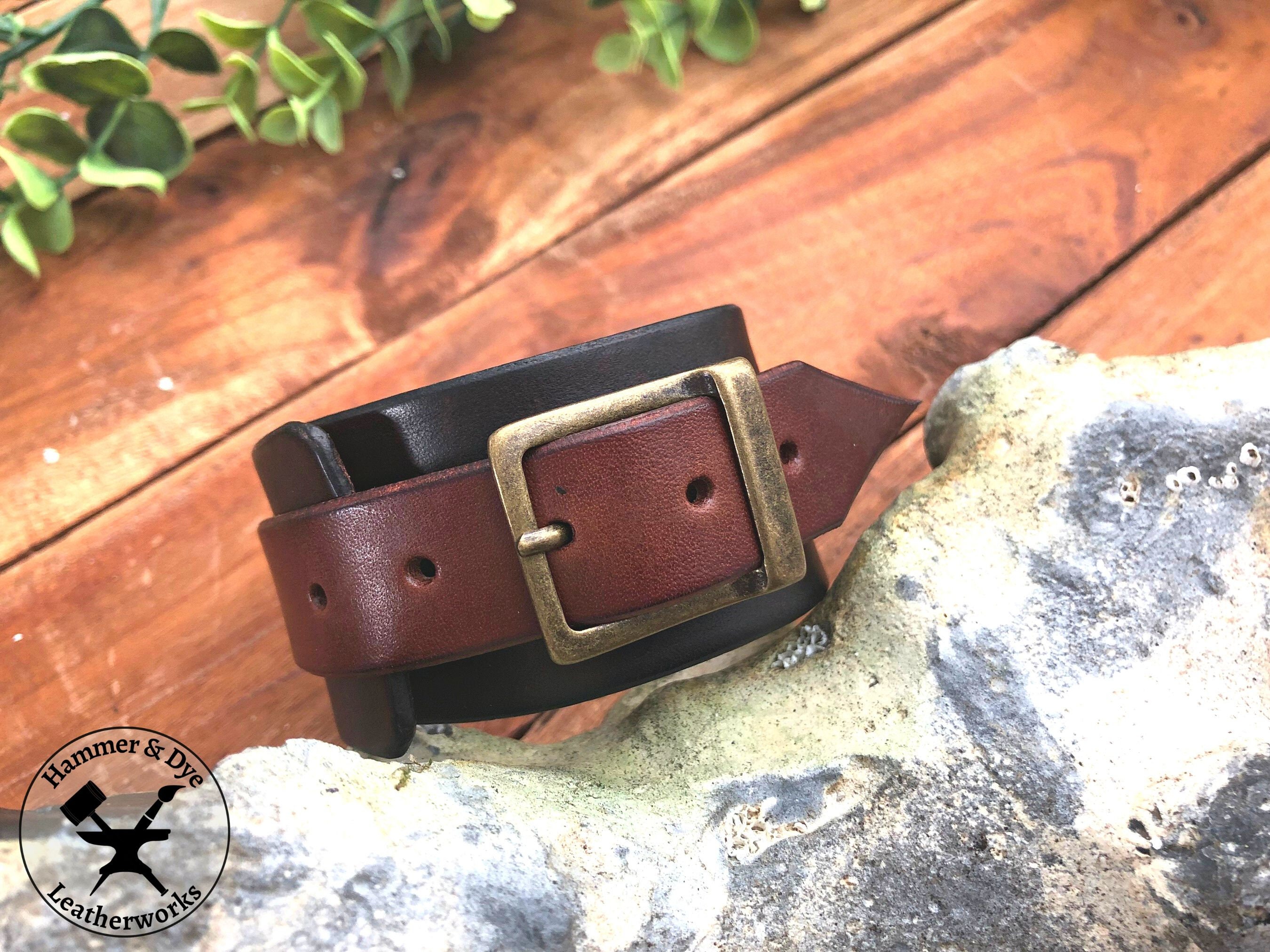 アクセサリー Dsquared2 Tactical Ring Leather Arm Band Dsquared2 Leather Cuff - One Size – LuxAnthropy