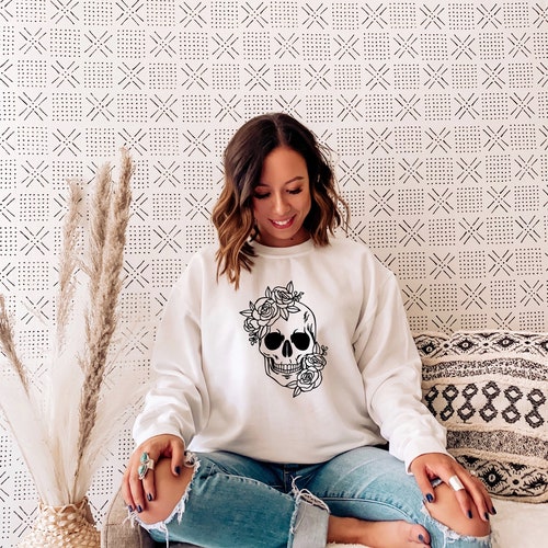 Halloween Skull Sweatshirt, Floral Skull sweater, Skeleton Sweatshirt, Skull Sweater, Halloween Gift sweater, Halloween Party