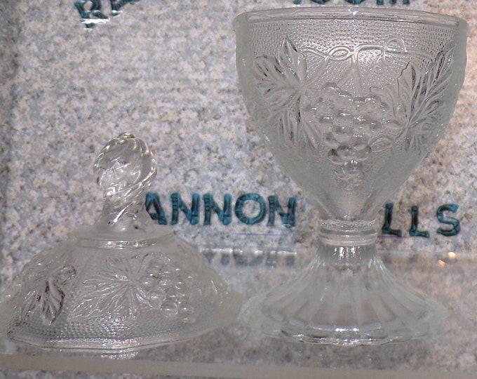 2209 Indiana Glass Clear Vintage 7" Grape & Cable Footed Candy Dish with Lid - Good Condition No Chips or Cracks