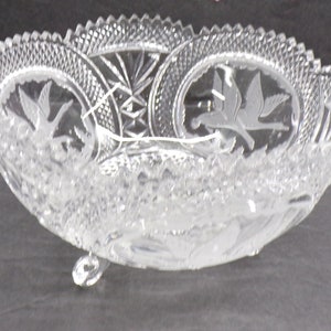 2212 Hofbauer Byrdes Flying Goose / Geese Pattern 8.25&quot; Bowl Vintage Footed Frosted 24% Lead Crystal Made in Germany - Great Condition