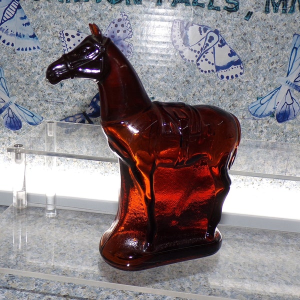 Avon Sport of Kings Leather Wild Country After Shave Horse Decanter 5oz Empty