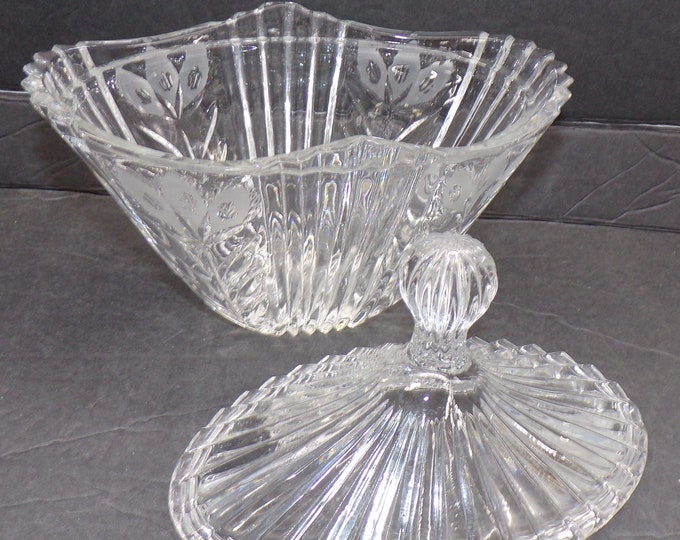 2212 Ribbed Lead Crystal Candy Dish with Frosted Flowers and Lid Vintage 8.25" x 5.25" x 8.25 Tall  - No Chips or Cracks