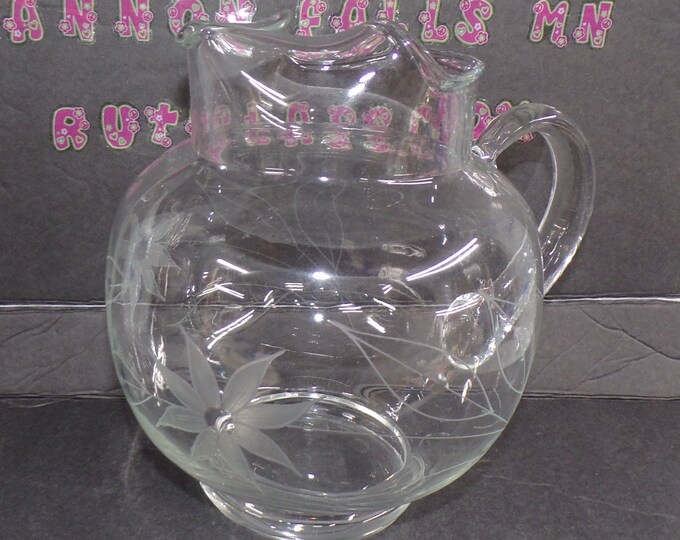 2212 Hand-Crafted Blown Etched Clear Glass Drink Pitcher Vintage 9" Tall x 7" Wide - Good Condition No Chips or Cracks