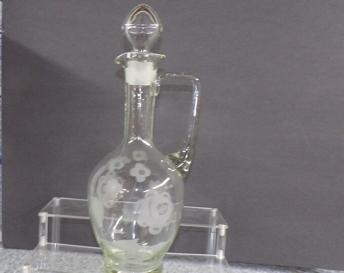2209 Beautiful Glass Whiskey Decanter with Etched Flowers Vintage 15" Tall with Stopper - Made in Peru - Good Condition No Chips or Cracks