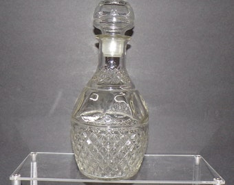 2210 Crown Royal Cut Glass Decanter w/Stopper Vintage 10" - No Chips or Cracks