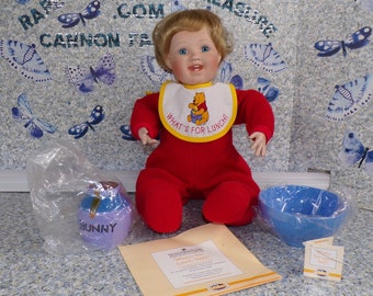 2210 Ashton Drake Gallery Vintage Collectable Doll "Whats For Lunch Pooh?" Certificate of Authenticity Included - Good Vintage Condition