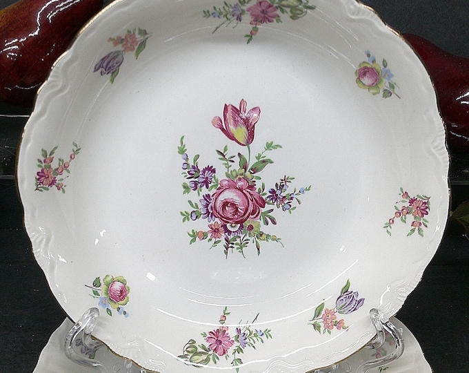 2402 Homer Laughlin Priscilla Household Institute B47N8 Pattern Vintage 8" Flat Soup Bowls Set of 4 - Beautiful Floral w/Gold Rim - Like New