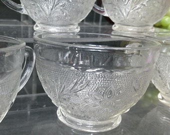 2402 Anchor Hocking Vintage Sandwich Pattern Punch Cups/ Snack Cups Set of 6 - Good Condition No Chips or Cracks