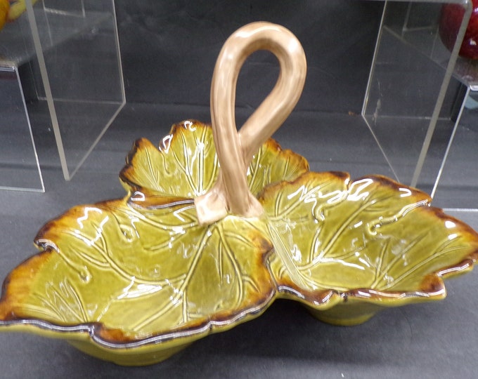 2303 Ceramic Green / Brown Maple 3 Leaf 10" Center Handle Vintage Dip / Dressing Serving Dish - Great Condition No Chips or Cracks