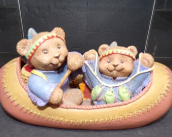 2302 Bears in Canoe with a Turkey 7" Figurine